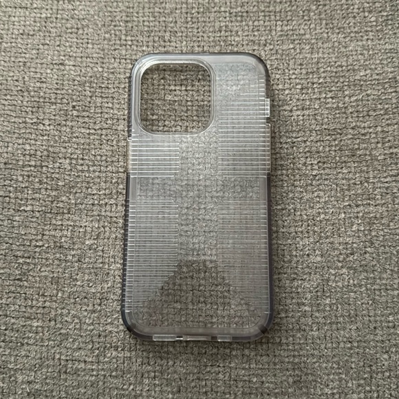 Clear Speck IPhone 14 Pro case - Picture 1 of 7